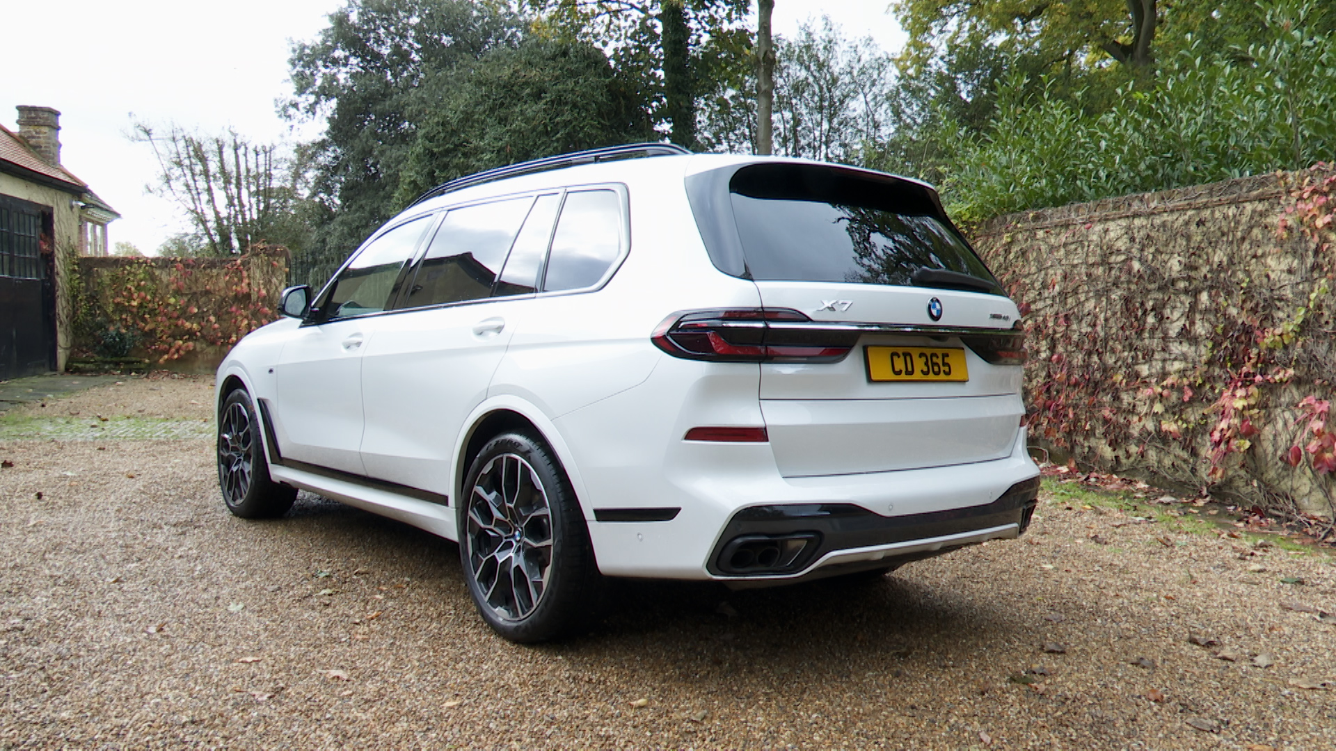 BMW X7 ESTATE xDrive M60i 5dr Step Auto